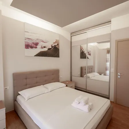 Lejlighedshotel Franklin Sarandë