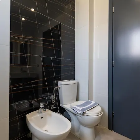 Franklin Premium Sarandë