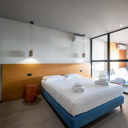 Franklin Premium Sarandë