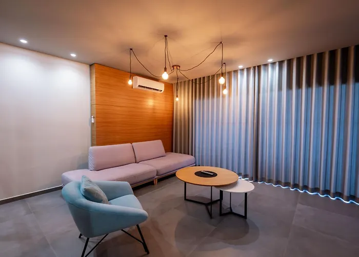 Franklin 公寓式酒店 Sarandë