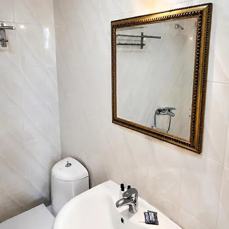 Hotel Monte Cristo Castle With Rooftop Pool 4*